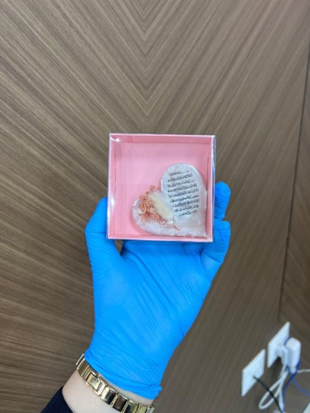 ريزن مغناطيس شكل قلب